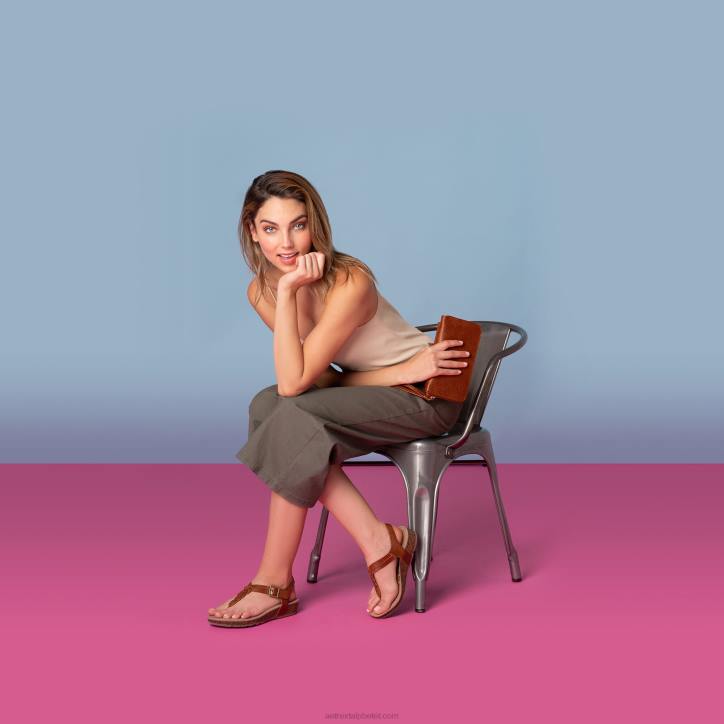 nők konyak Aetrex harper állítható slingback tanga XH4440